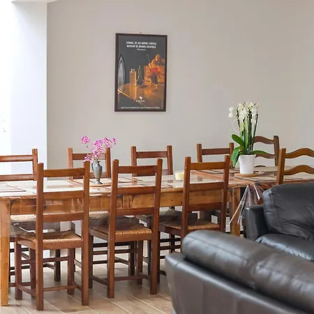 La Jarnacaise #12pers #6 Apartment